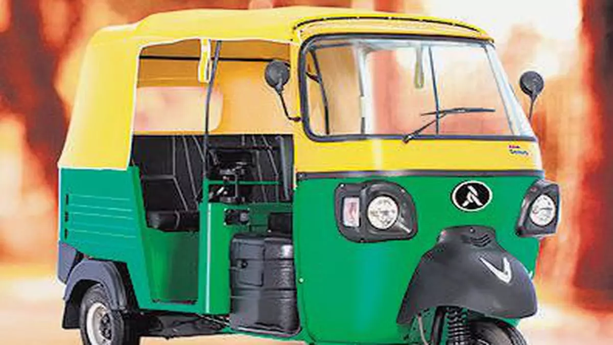 mahindra bajaj auto price