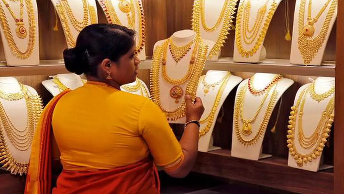 Gem & Jewellery exports in Dec grows 6.3% to $2.49 billion - The Hindu 