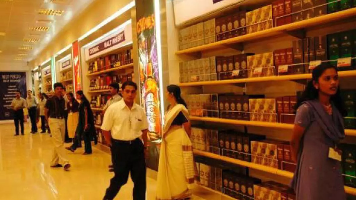 Bangalore Airport Duty Free Shops See More Indian Footfalls The Hindu Businessline