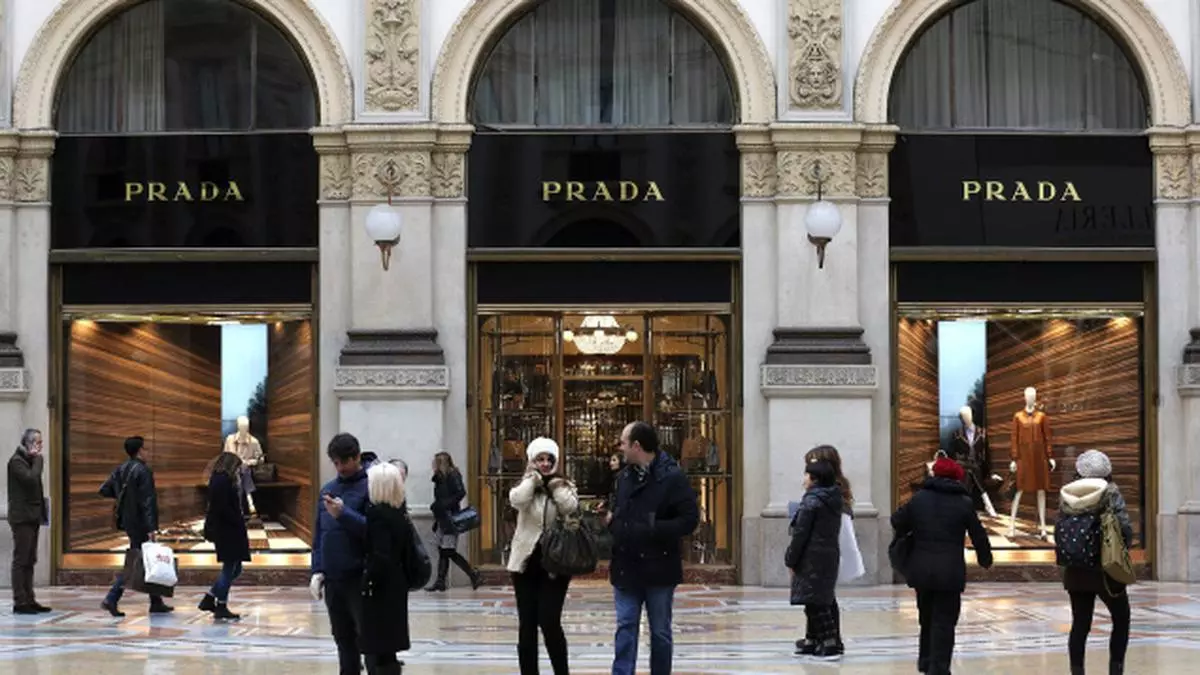 Prada’s 2014 sales drops by 1% - The Hindu BusinessLine