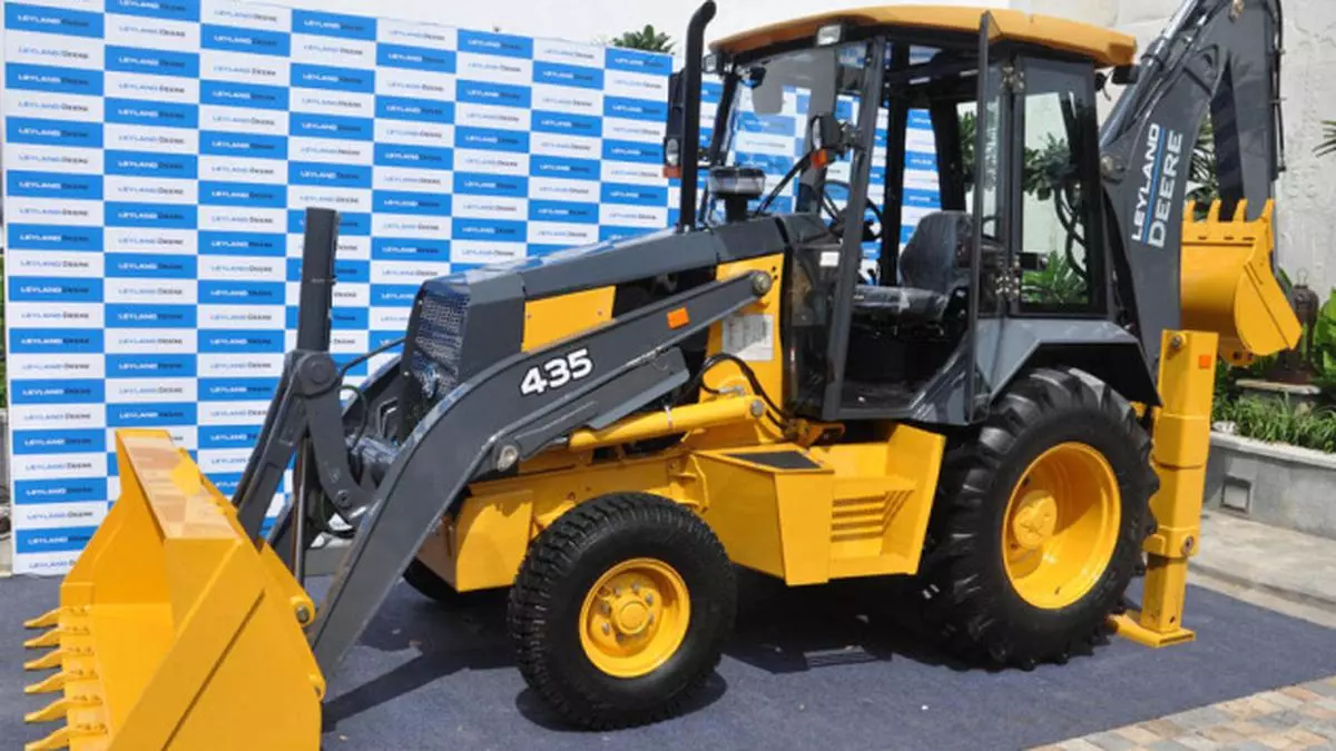 Ashok Leyland Us Company John Deere Enter Into Joint Venture To