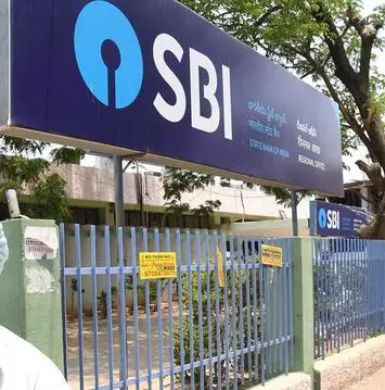 SBI plans to raise Rs 25,000 cr in FY19 - The Hindu BusinessLine