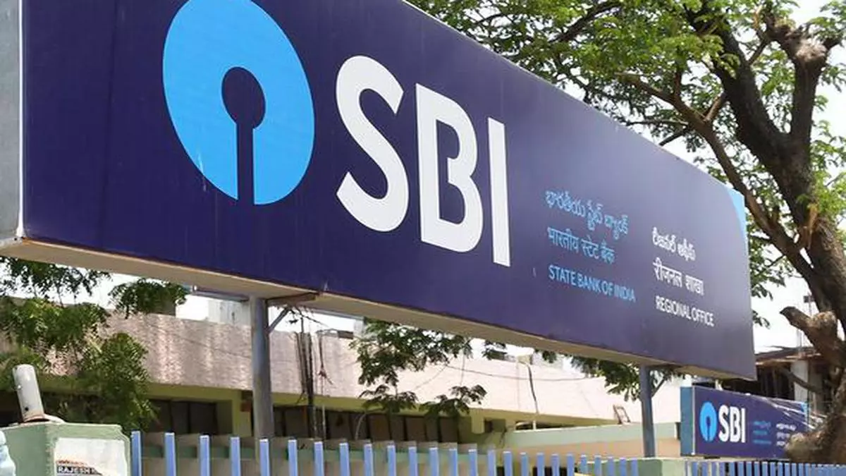 SBI to bring 2 lakh customers under wealth business service - The Hindu