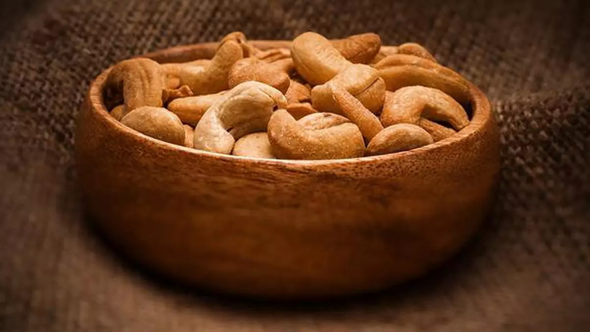 custom duty on raw cashew nut