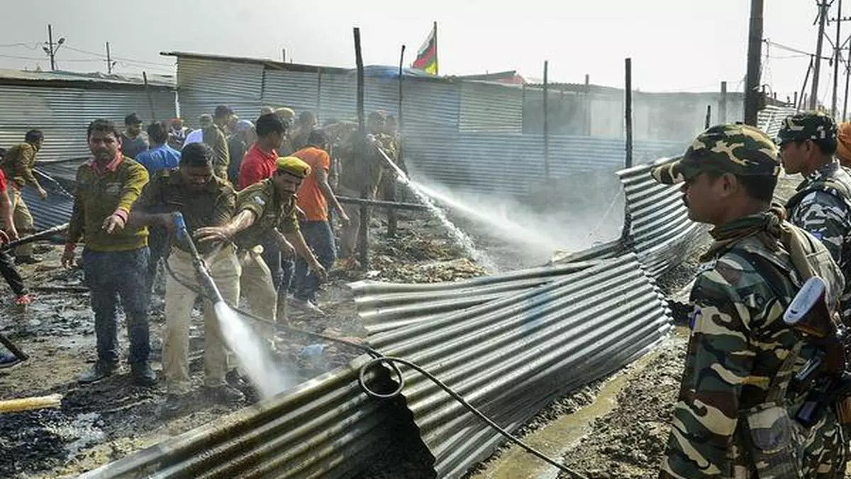 Fire At Kumbh Mela Site After Cylinder Explodes The